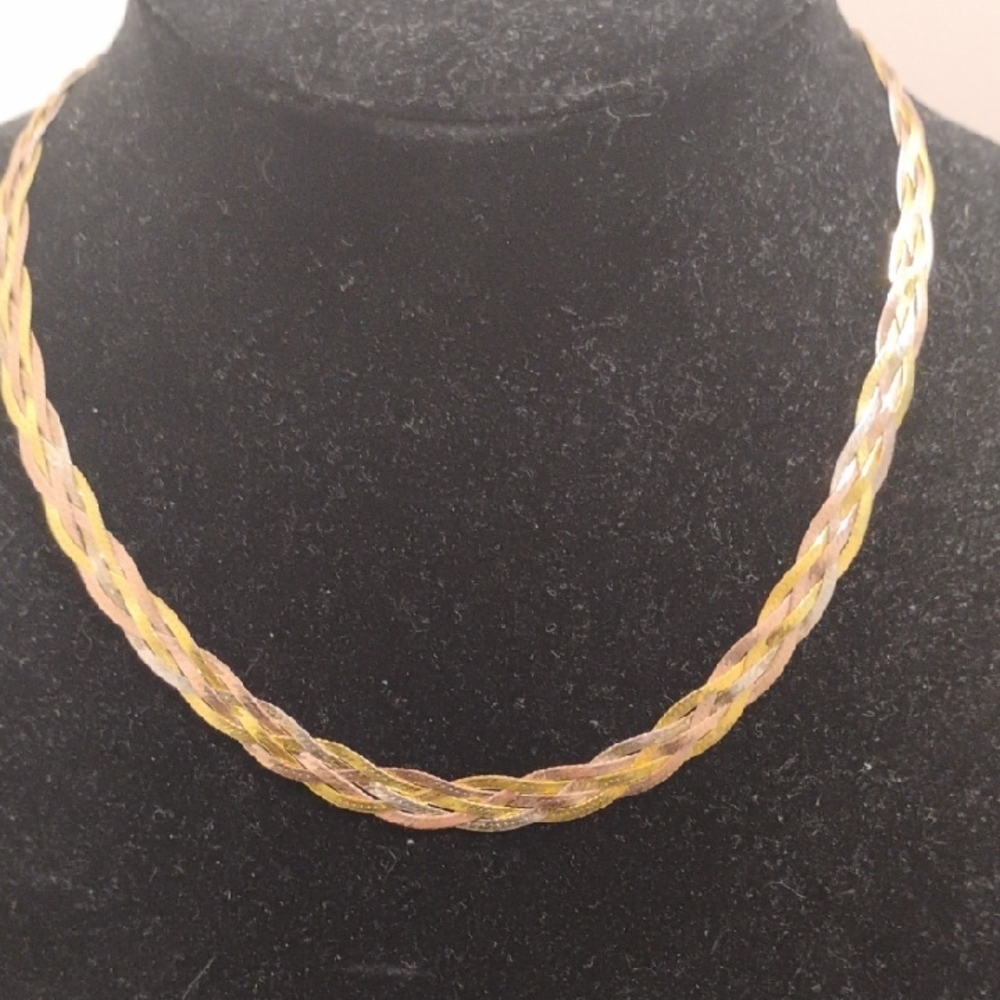 Chic Gold Braided Necklace